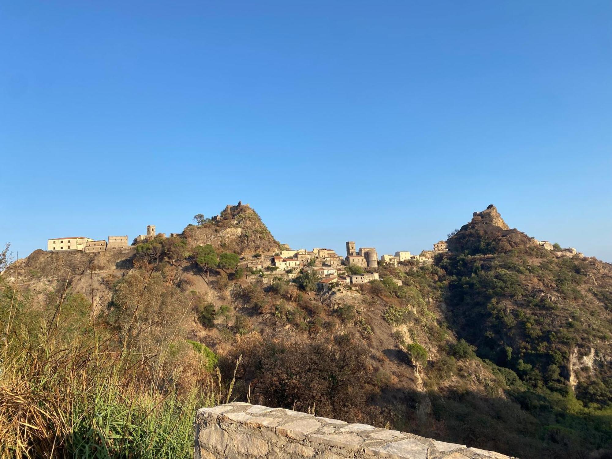 B&B Il Padrino Savoca Εξωτερικό φωτογραφία